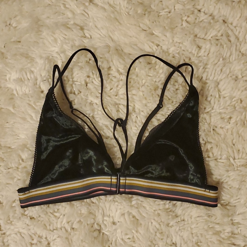 VS Back Velvet Bralette